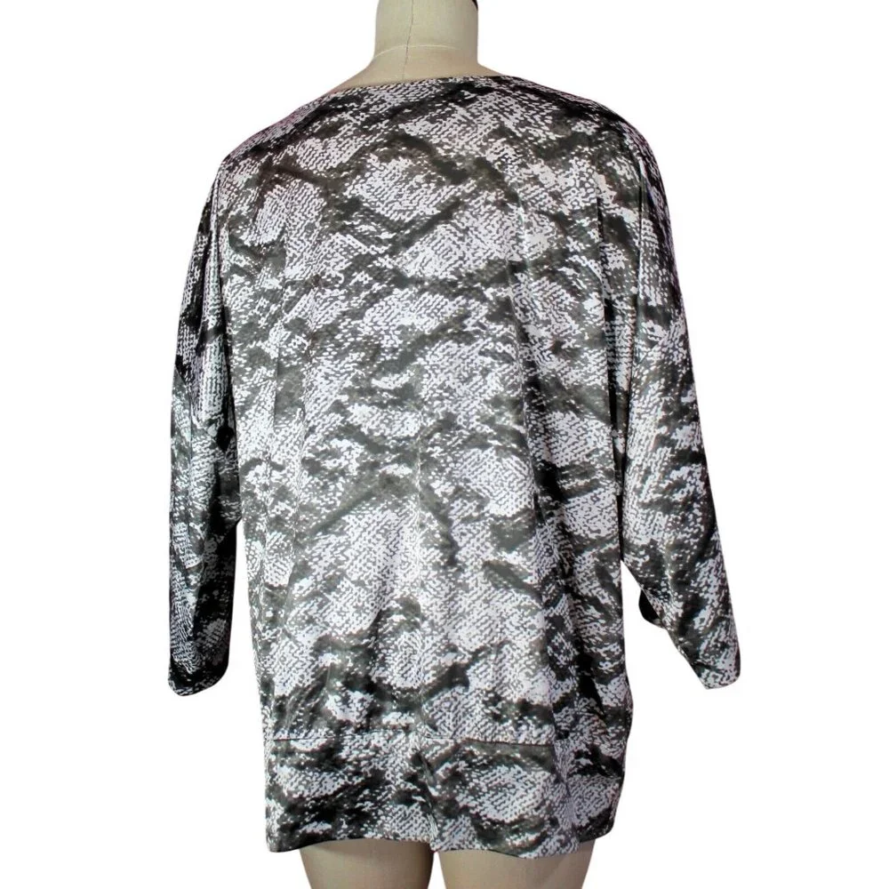 Chicos Womens Blouse Animal Print Silky Brown & White Wide Sleeve 3 XL 16/18 - Picture 2 of 9